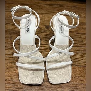 Steve Madden White Strappy Sandals, size 7.5